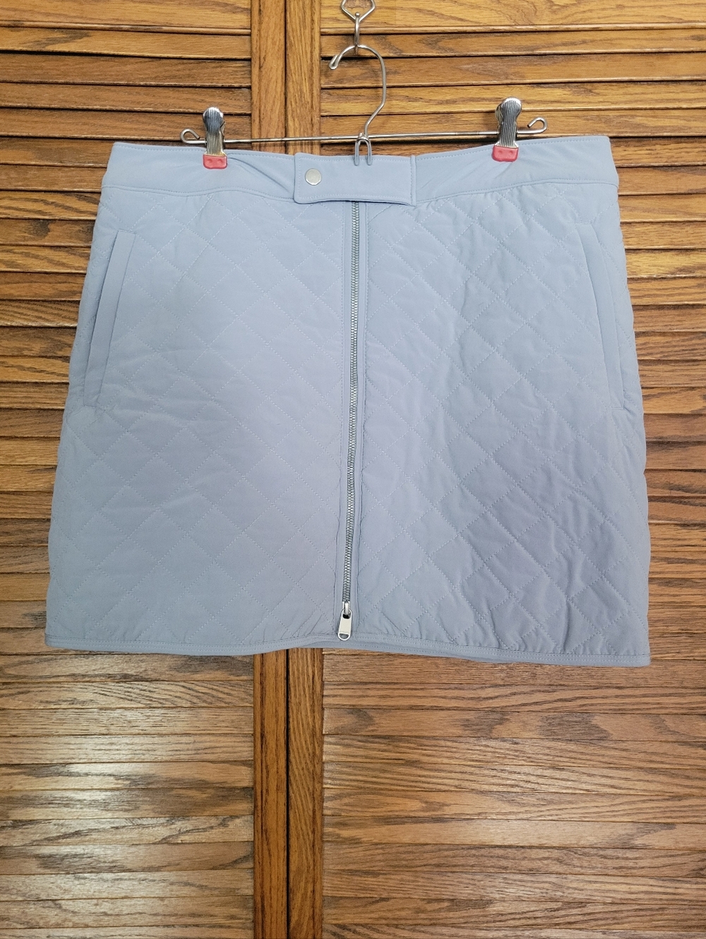 Athleta Light Blue Quilted‎ Front-Zip Apres Ski Skirt Size 16